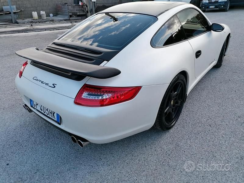 Usata Porsche 911 355 CV (261 kW) 2008 Bianco Coupé