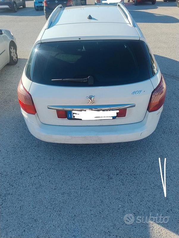 Usata Peugeot 407 110 CV (80 kW) 2010 Bianco Station wagon