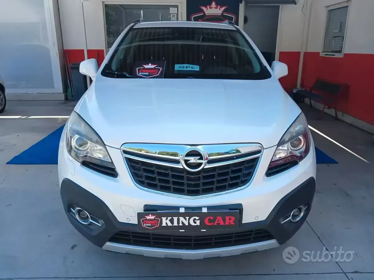 Usata Opel Mokka 140 CV (102 kW) 2013 Bianco SUV