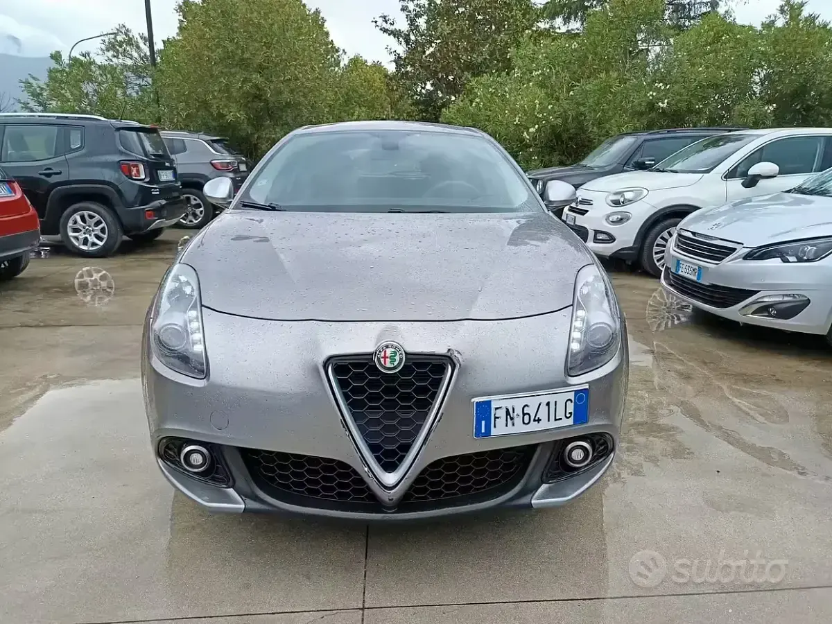Brugt Alfa Romeo Giulietta 120 HK (88 kW) 2018 Grå Hatchback