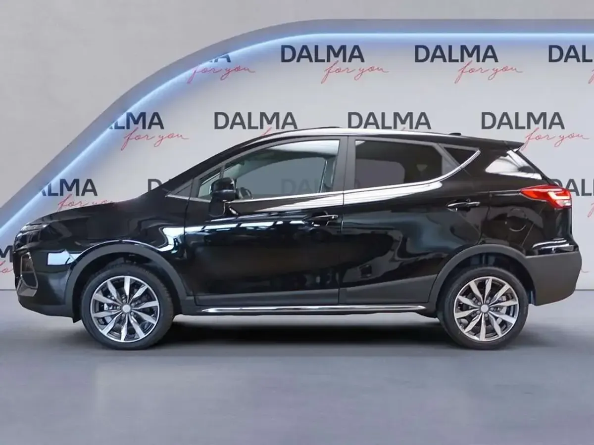 Nuova EVO Evo 4 114 CV (83 kW) 2026 Black j plus SUV