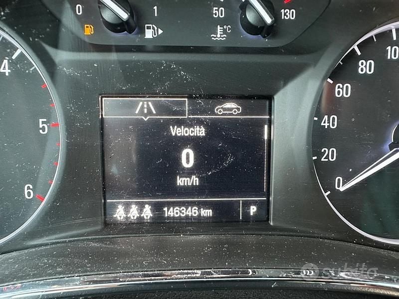 Usata Opel Mokka X 136 CV (100 kW) 2016 Grigio SUV