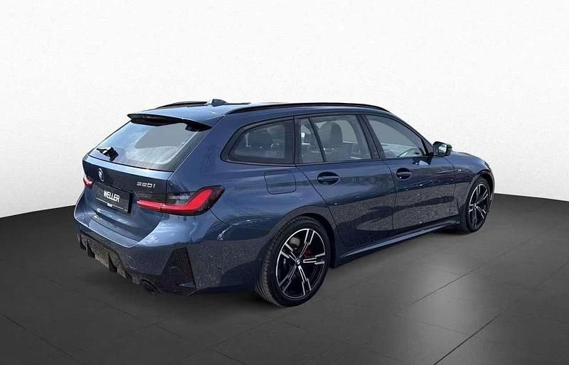 Usata BMW 320 M Sport 184 CV (135 kW) 2025 Blu/azzurro Station wagon