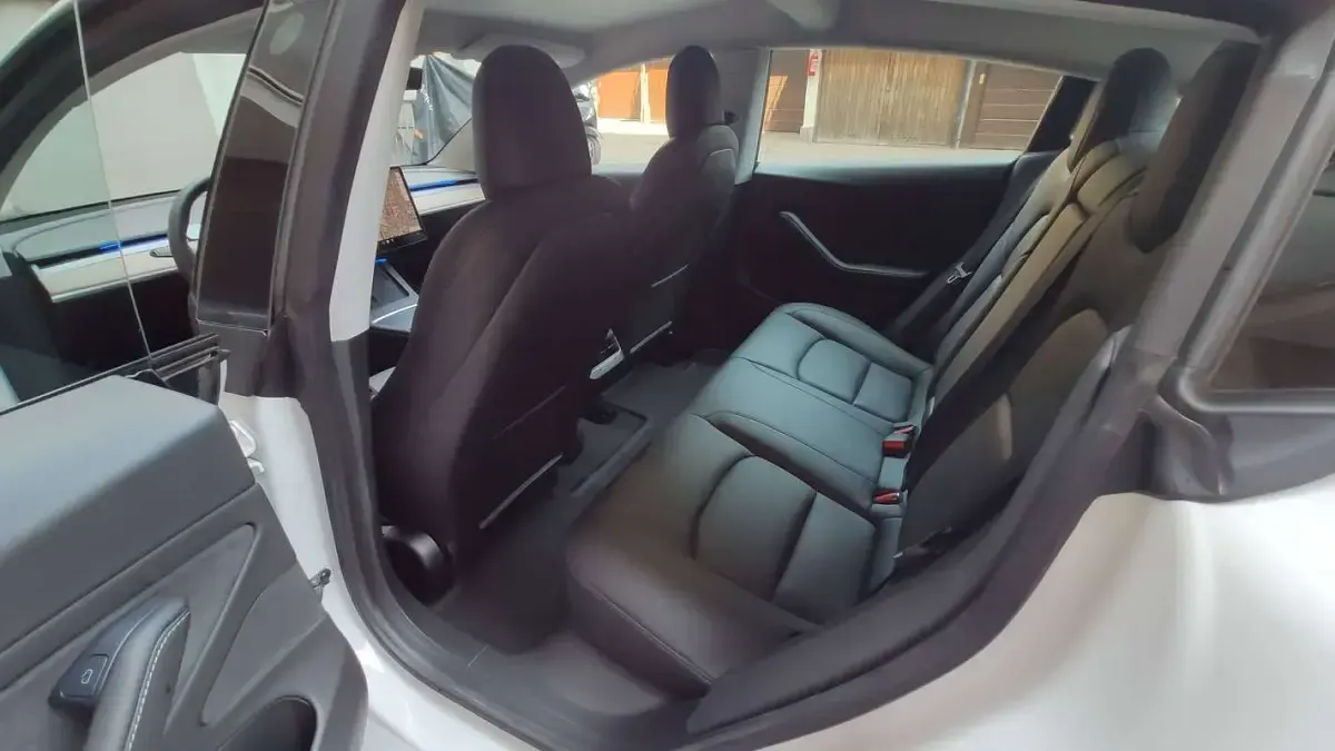 Usata Tesla Model 3 Long Range AWD 152 kW (208 CV) 2021 Bianco Berlina