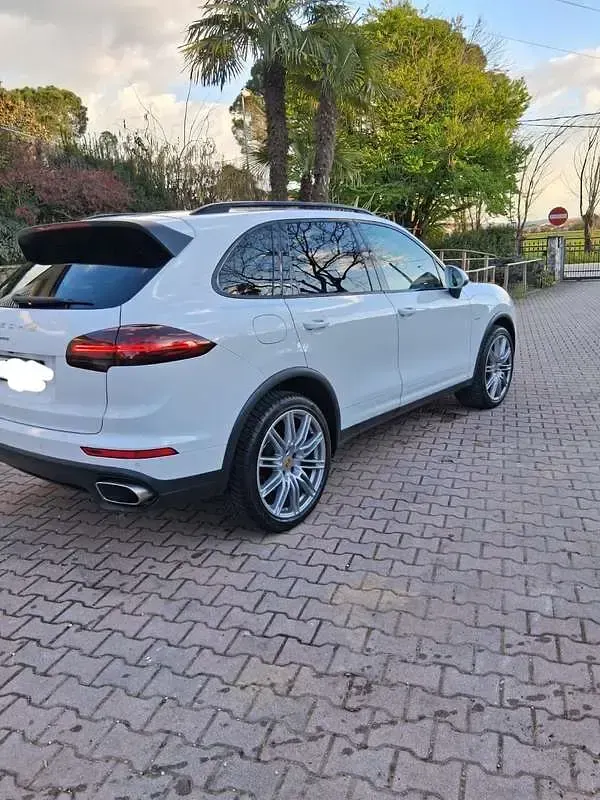 Usata Porsche Cayenne 250 CV (183 kW) 2016 SUV