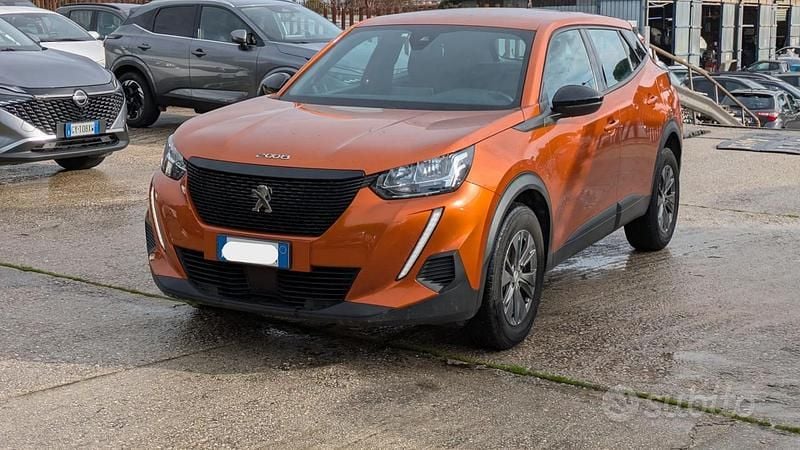 Occasion Peugeot 2008 Active 131 ch (96 kW) 2023 Orange SUV