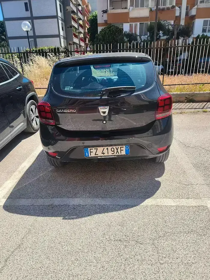 Usata Dacia Sandero 73 CV (53 kW) 2020 Nero Berlina