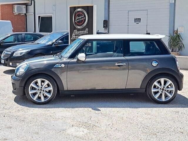 Usata Mini Cooper S 184 CV (135 kW) 2011 Grigio Utilitaria