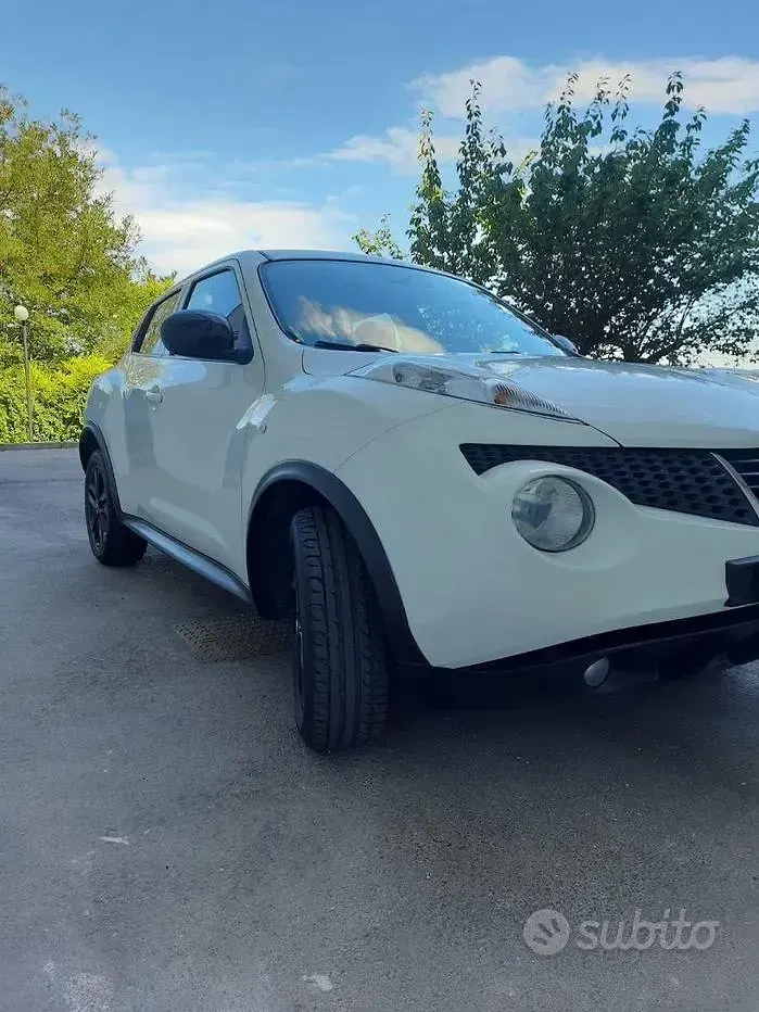 Usata Nissan Juke 110 CV (80 kW) 2011 Bianco SUV