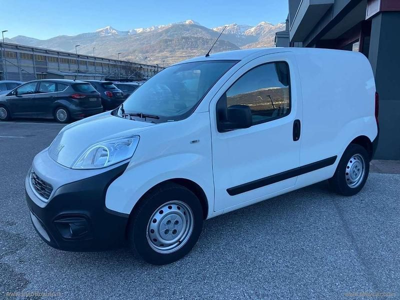Usata Fiat Fiorino 80 CV (58 kW) 2023 Bianco Monovolume