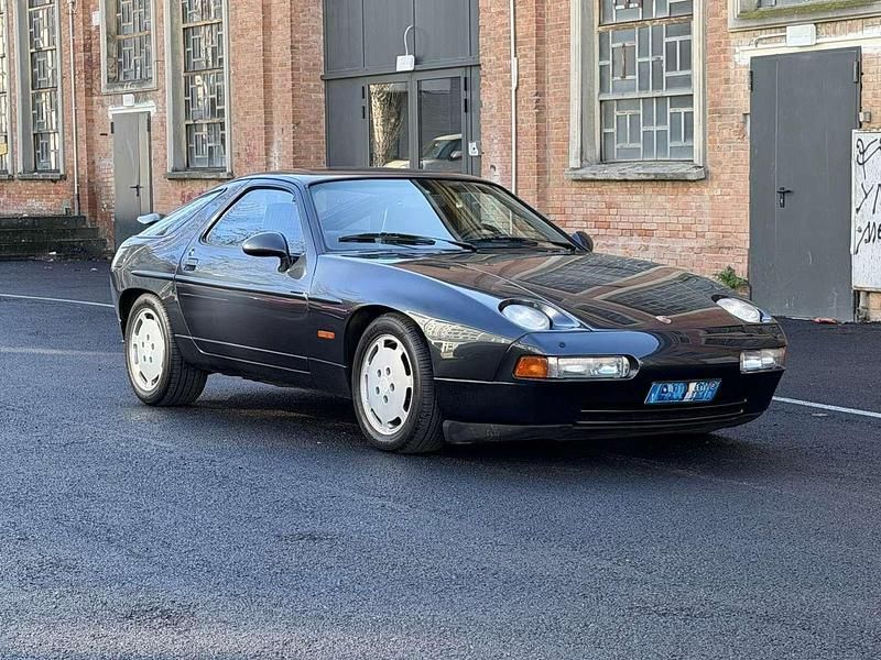 Usata Porsche 928 320 CV (235 kW) 1987 Blu/azzurro Coupé