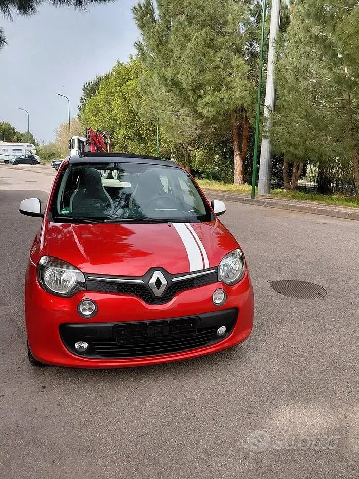 Usata Renault Twingo Intens 90 CV (66 kW) 2017 Rosso Utilitaria