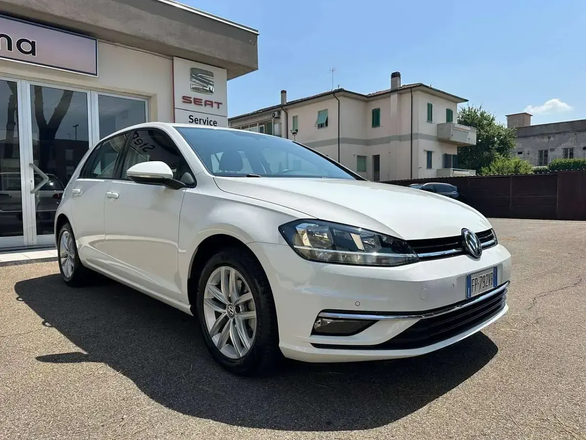 Usata VW Golf VII Business 116 CV (85 kW) 2018 Bianco Berlina
