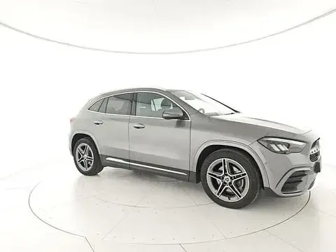 Usata Mercedes GLA200 AMG Line Premium 150 CV (110 kW) 2025 SUV