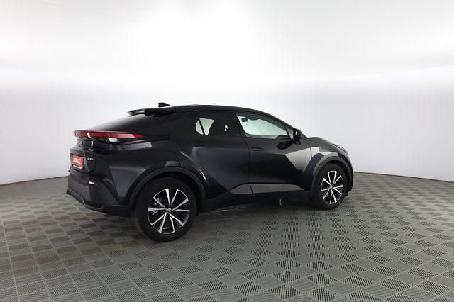 Usata Toyota C-HR Trend 98 CV (72 kW) 2024 Black met SUV