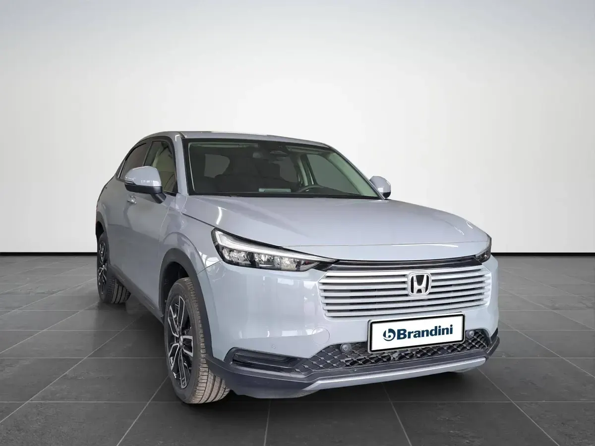 Nuova Honda HR-V Elegance 107 CV (78 kW) 2026 Urban gray SUV