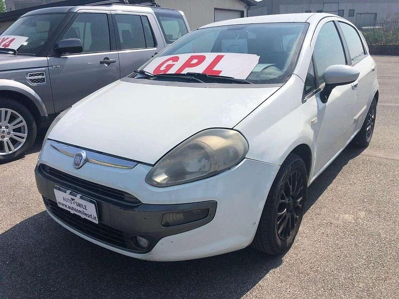 Usata Fiat Punto Evo Dynamic 77 CV (56 kW) 2009 Bianco Utilitaria