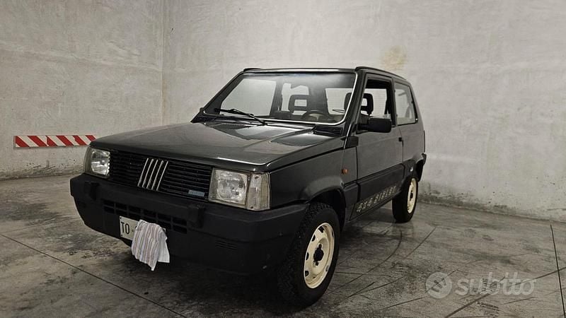 Usata Fiat Panda 4x4 50 CV (36 kW) 1987 Utilitaria