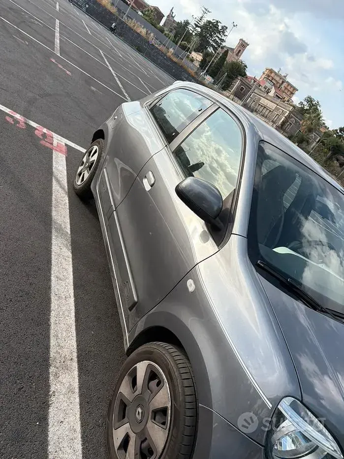 Usata Renault Twingo 69 CV (50 kW) 2017 Utilitaria