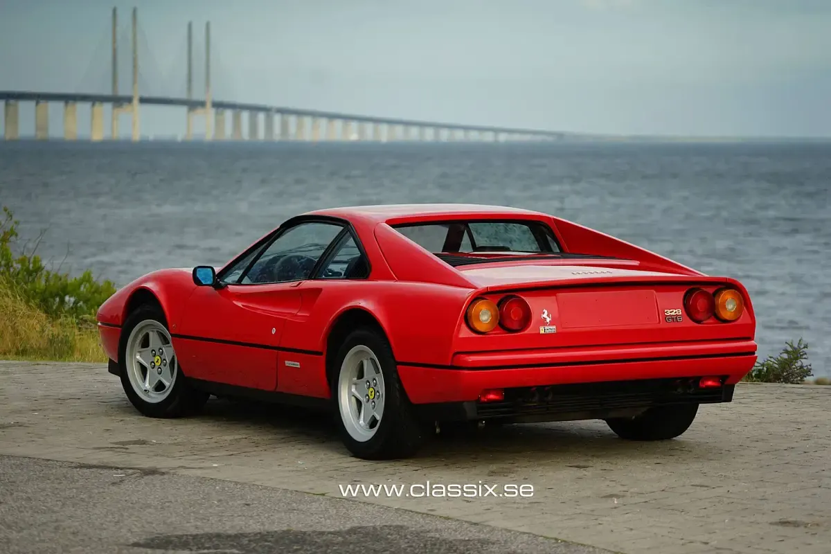 Usata Ferrari 328 270 CV (198 kW) 1985 Rosso Coupé