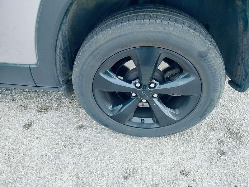 Usata Jeep Cherokee Longitude 185 CV (136 kW) 2016 Argento SUV