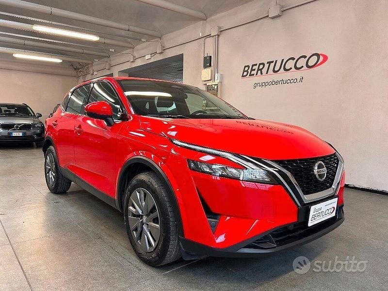 Rosso Usata 2022 Nissan Qashqai Visia SUV | 19.900 € (Buon prezzo) - Immagine 1/4