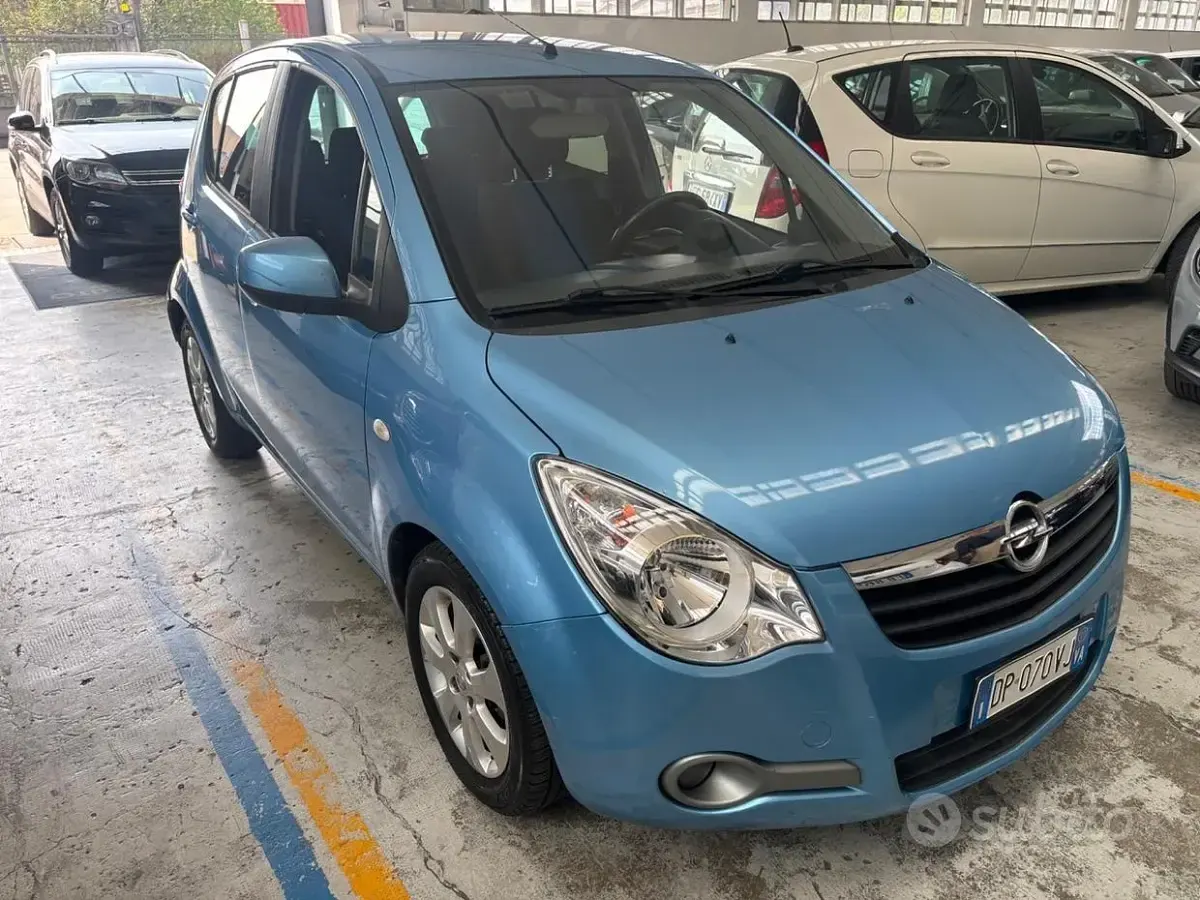 Usata Opel Agila Enjoy 86 CV (63 kW) 2008 Blu Utilitaria
