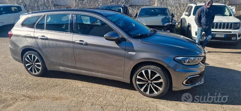 Usata Fiat Tipo 120 CV (88 kW) 2019 Grigio Station wagon