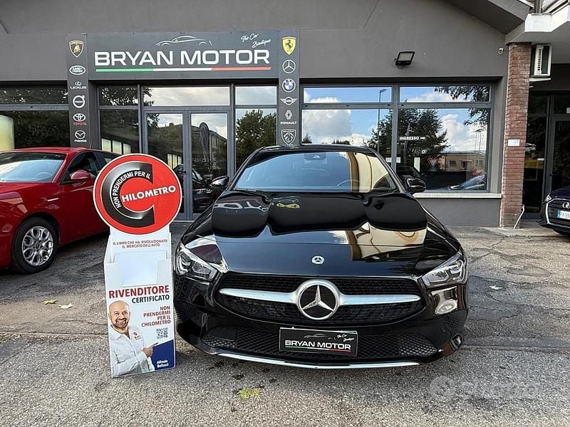 Begagnad Mercedes CLA220 Shooting Brake Premium 190 HK (139 kW) 2020 Svart Kombi