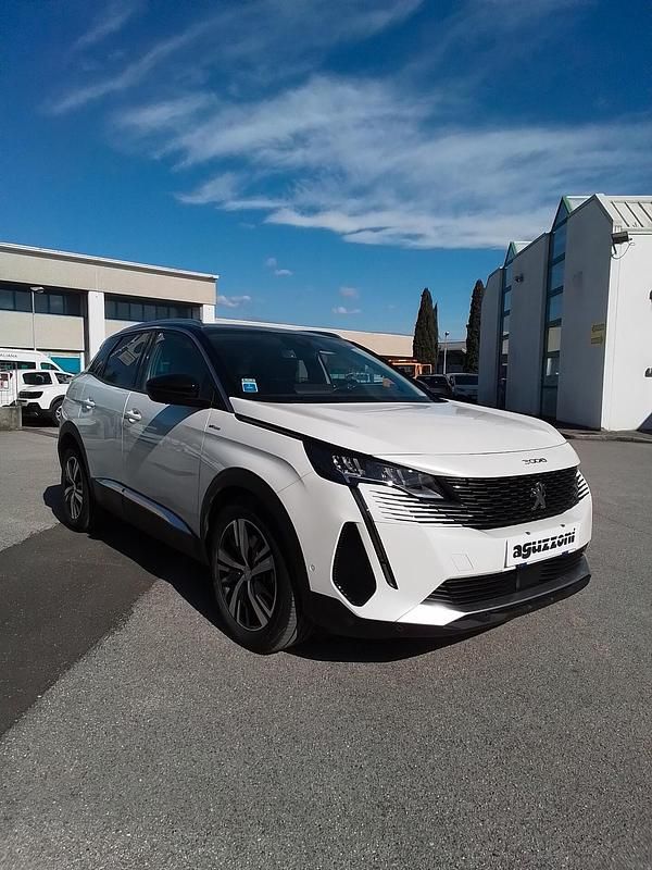 Usata Peugeot 3008 Allure 180 CV (132 kW) 2021 Bianco SUV