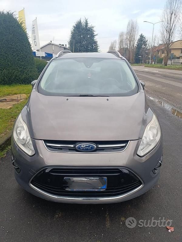 Usata Ford Grand C-Max 125 CV (91 kW) 2013 Grigio Monovolume
