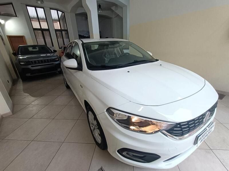 Usata Fiat Tipo Opening Edition 95 CV (69 kW) 2016 Bianco Berlina