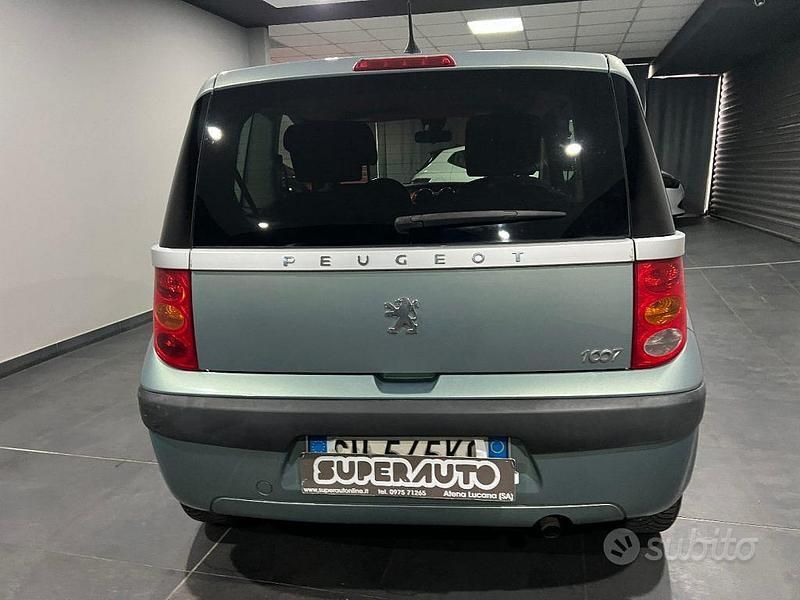 Usata Peugeot 1007 68 CV (50 kW) 2008 Verde Monovolume