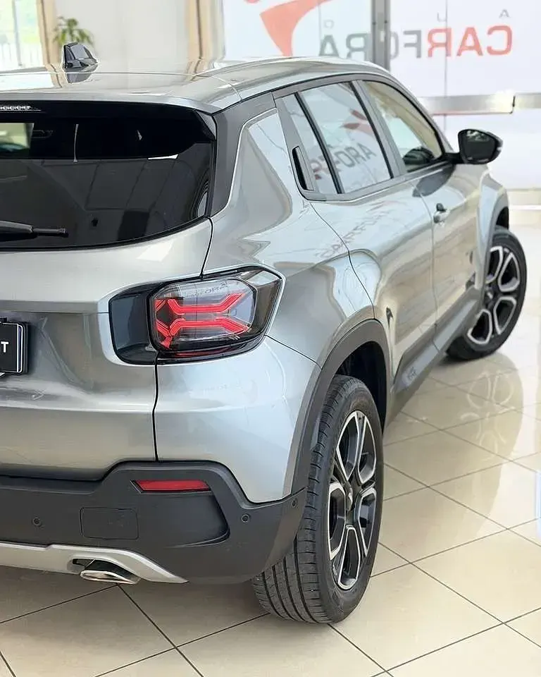 Usata Jeep Avenger Summit 101 CV (74 kW) 2025 Grigio granite SUV