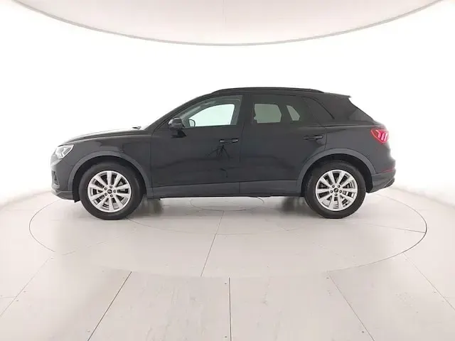 Usata Audi Q3 Advanced 150 CV (110 kW) 2025 Nero mito metallizzato SUV