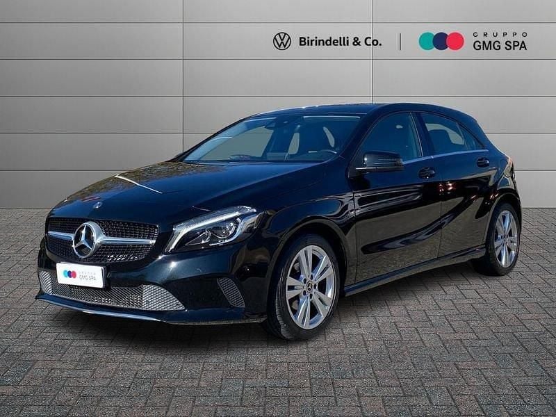 Nero Usata 2018 Mercedes A180 Due volumi | 16.990 € (Buon prezzo) - Immagine 1/4