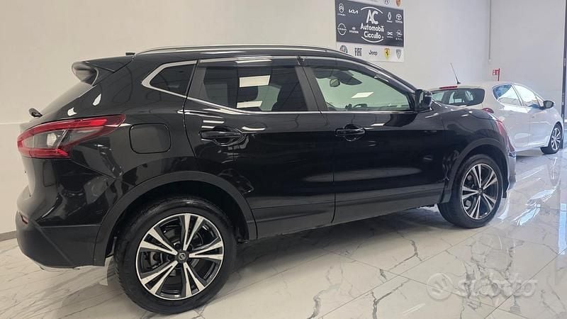 Usata Nissan Qashqai Tekna 131 CV (96 kW) 2018 Nero SUV