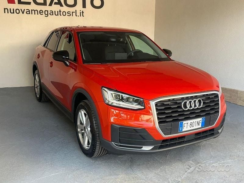 Usata Audi Q2 116 CV (85 kW) 2019 Arancione SUV