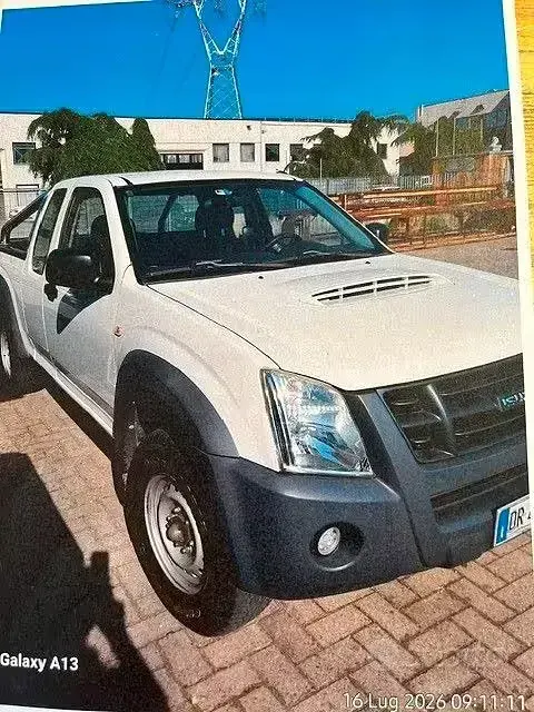 Usata Isuzu D-Max 136 CV (100 kW) 2008 Bianco Pick-up