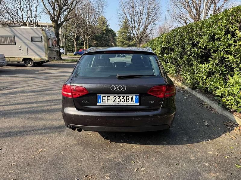 Usata Audi A4 Ambiente 143 CV (105 kW) 2010 Grigio Station wagon