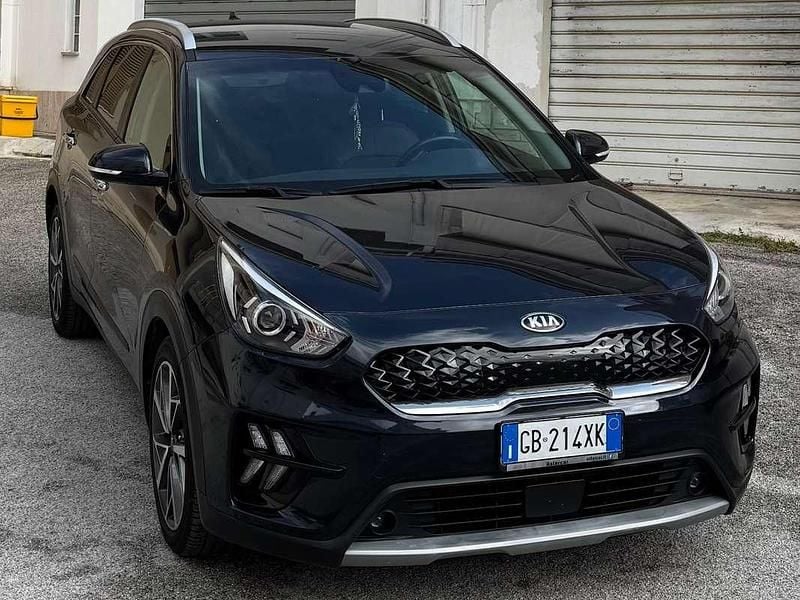 Usata Kia Niro Style 105 CV (77 kW) 2020 Blu/azzurro SUV