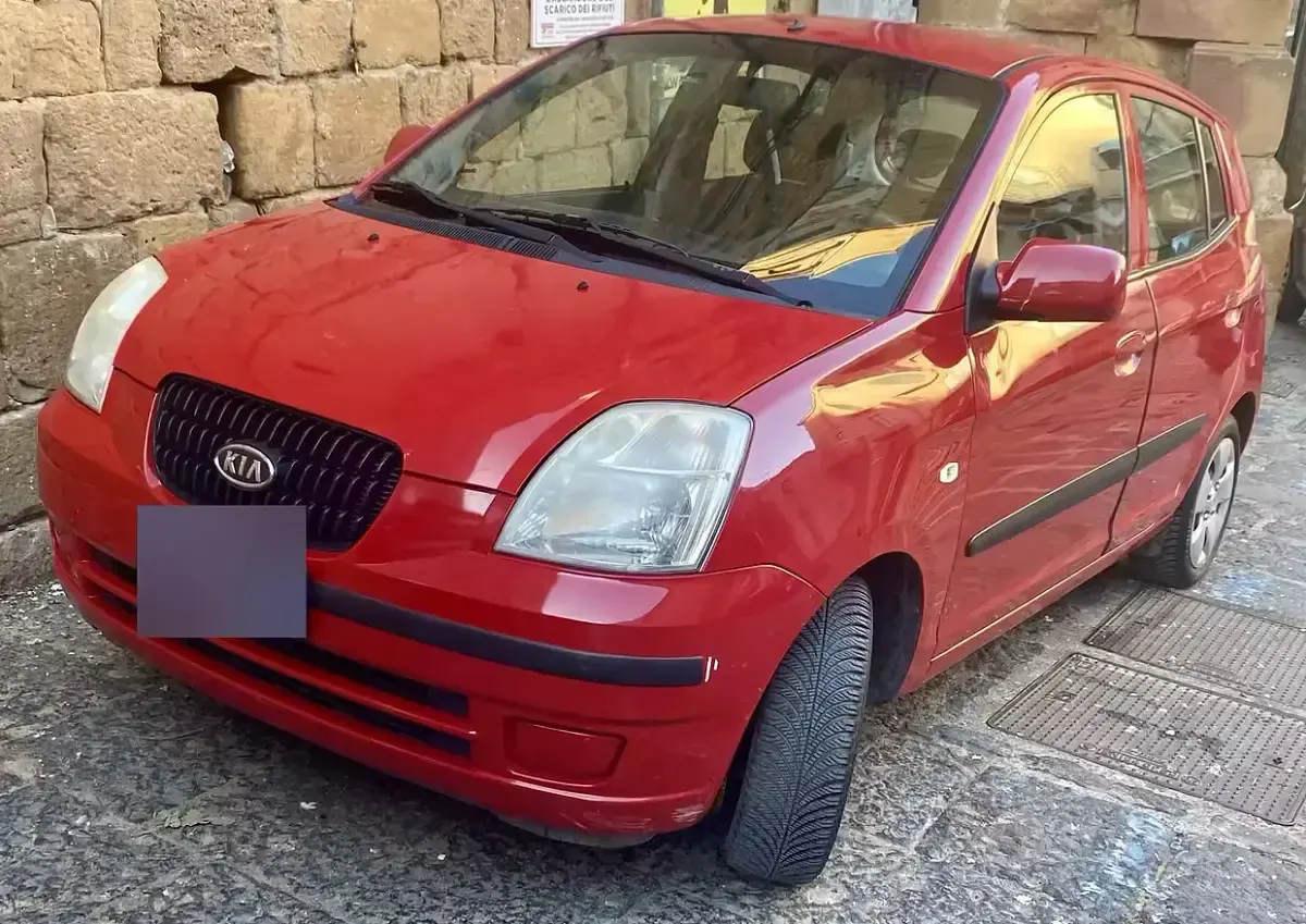Usata Kia Picanto 61 CV (44 kW) 2007 Rosso Utilitaria