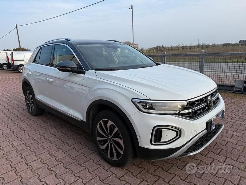 Usata VW T-Roc Style 110 CV (80 kW) 2023 Bianco SUV