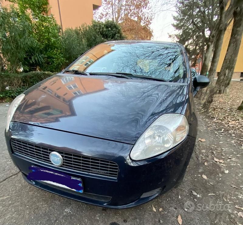 Blu Usata 2008 Fiat Grande Punto Active Due volumi | 1600 € (Ottimo prezzo) - Immagine 1/4
