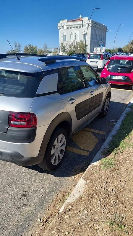 Usata Citroën C4 Cactus 92 CV (67 kW) 2015 Grigio Utilitaria