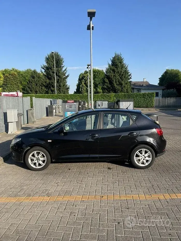 Usata Seat Ibiza 69 CV (50 kW) 2009 Nero Berlina