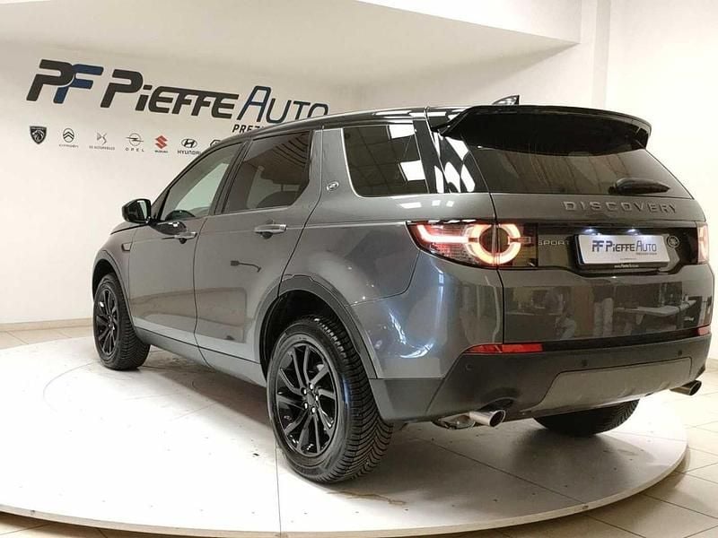 Begagnad Land Rover Discovery 5 SE 150 HK (110 kW) 2019 Grå SUV