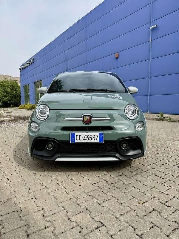 Usata Abarth 695 179 CV (131 kW) 2022 Utilitaria