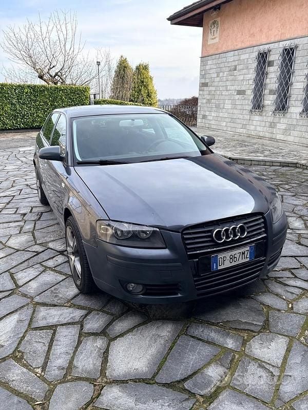 Usata Audi A3 Sportback Ambition 105 CV (77 kW) 2008 Grigio Utilitaria