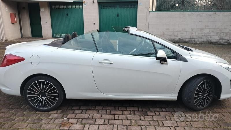Usata Peugeot 308 CC 2014 Bianco Cabrio